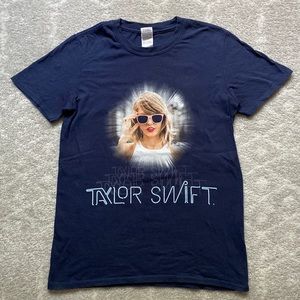 Taylor Swift 1989 World Tour Concert Merch Tee